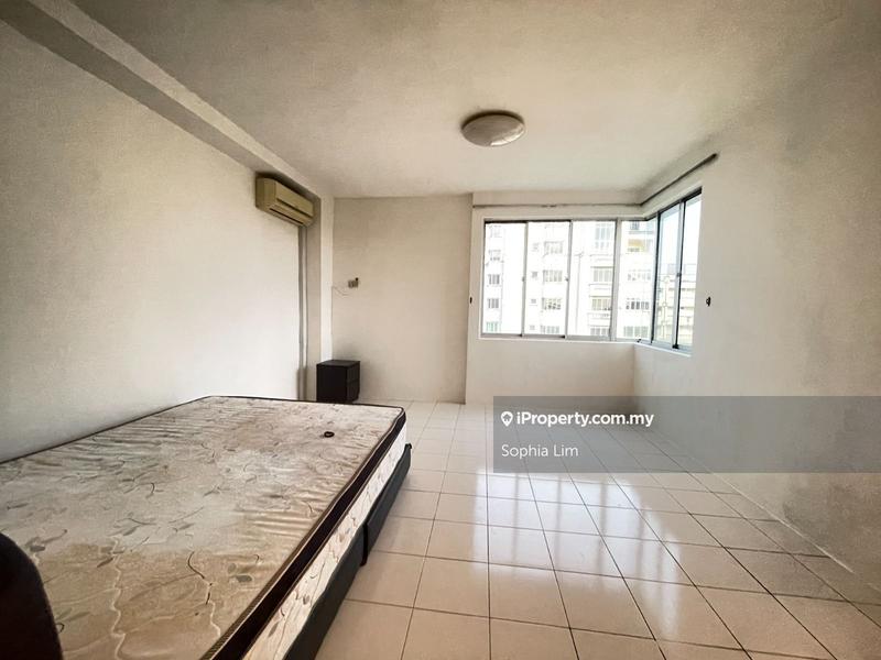 Condominium for Sale in Floridale Condominium by Sophia Lim - iProperty.com.my