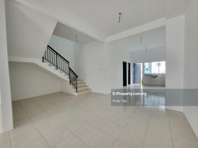 2-storey Terraced House untuk Dijual di Taman Kundang Jaya, Rawang oleh Andy Yap - iProperty.com.my
