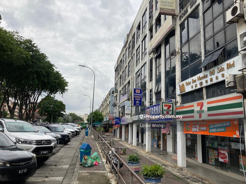 Shop / Office for Sale in Kelana Jaya, Petaling Jaya by Leslie Wong - iProperty.com.my