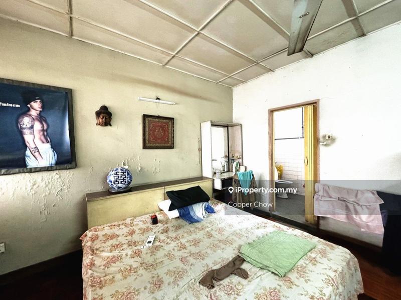 Shop for Sale in SS2, Petaling Jaya by Cooper Chow - iProperty.com.my