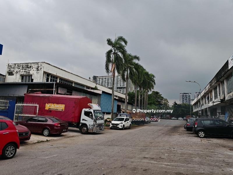 Semi-D Factory for Sale in Taman Sri Serdang, Seri Kembangan by Joson Choong - iProperty.com.my