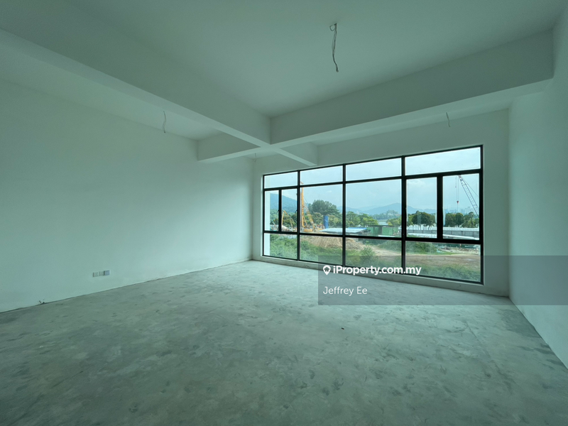 For Sale - Below Market 500k Adjoining Unit USJ Garden Shoppe