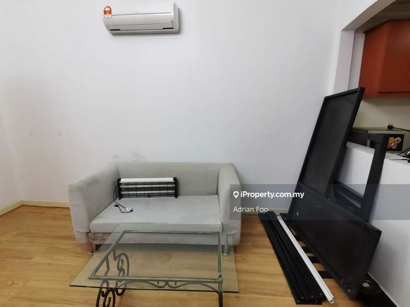 Service Residence for Sale in Dorchester by Adrian Foo - iProperty.com.my