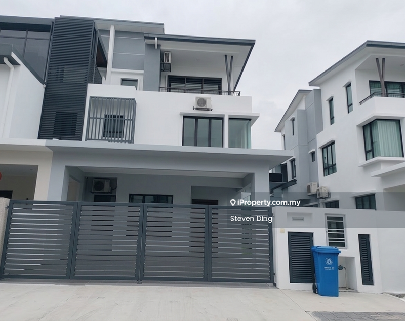 Rumah Berkembar untuk Disewa di Setia Utama, Setia Alam oleh Steven Ding - Exterior - iProperty.com.my