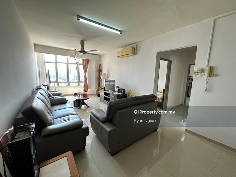 For Sale - Putra Majestik