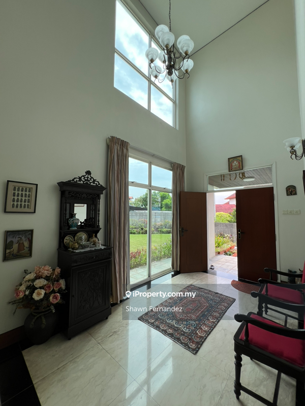 Banglo untuk Dijual di Bukit Damansara, Damansara Heights oleh Shawn Fernandez - Double volume formal entrance - iProperty.com.my