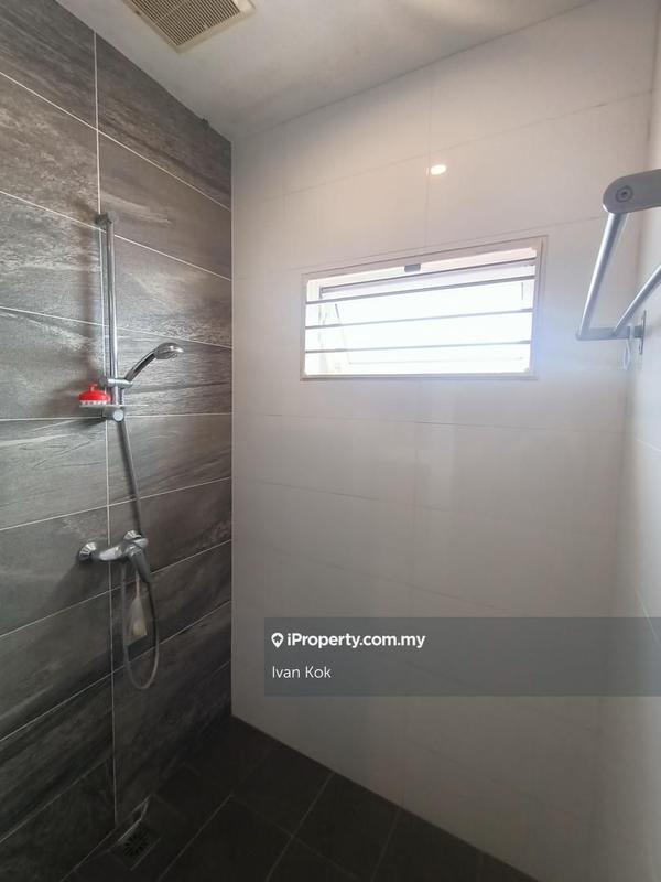 Rumah Berkembar untuk Dijual di SS 21, Damansara Utama, Petaling Jaya oleh Ivan Kok - iProperty.com.my