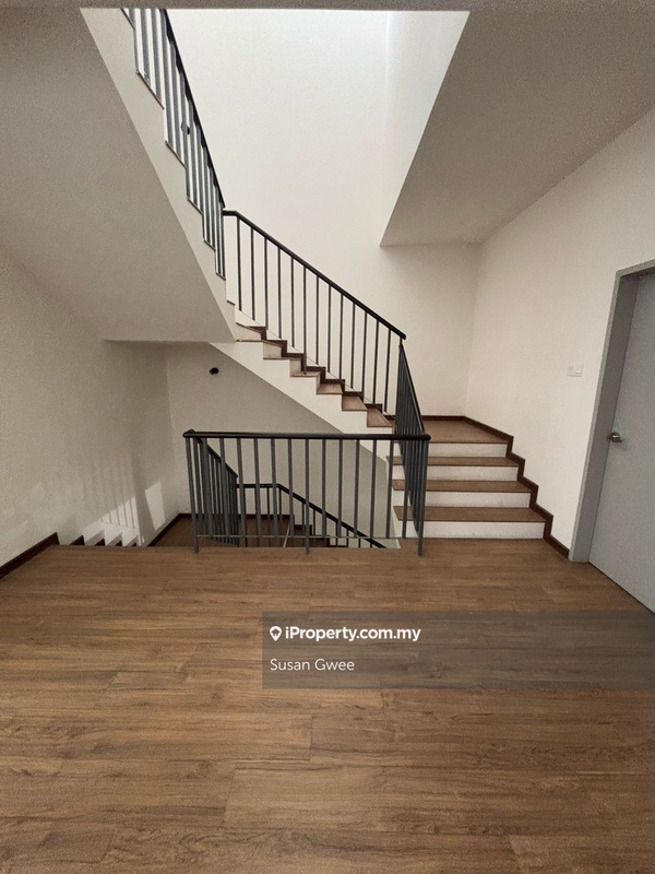 3-storey Terraced House for Sale in 402a6, Telok Panglima Garang by Susan Gwee - iProperty.com.my