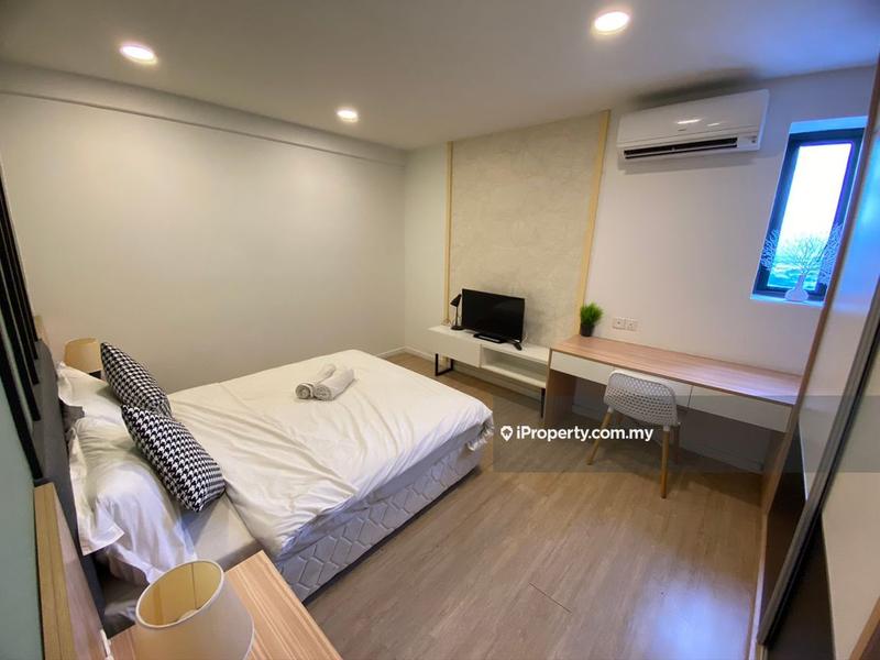 Kediaman Servis untuk Disewa di D'Latour oleh Jj Liew - iProperty.com.my