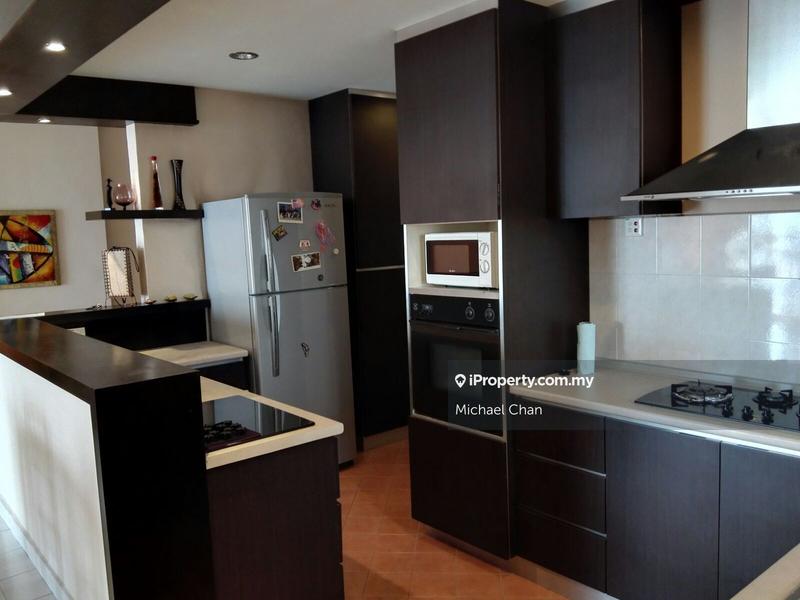 Condominium for Sale in La Vista Condominiums by Michael Chan - iProperty.com.my
