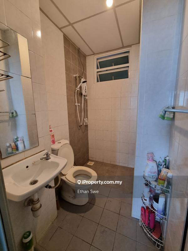Condominium for Sale in Sterling by Ethan Swe - iProperty.com.my