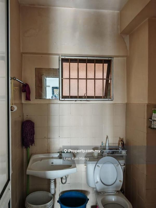 Apartment for Sale in Aman Puri Apartment by Lew Kim Meng - iProperty.com.my