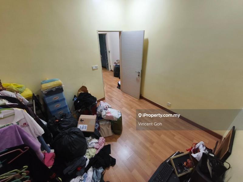 Rumah Berangkai 3 Tingkat untuk Dijual di Perdana Residence 2, Batu Caves oleh Vincent Goh - iProperty.com.my