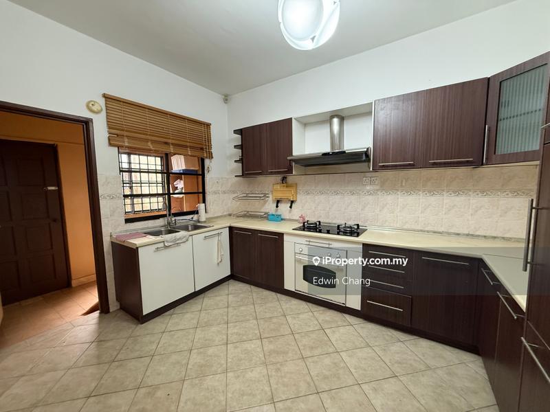 Rumah Berkembar untuk Dijual di Bandar Kinrara Seksyen 6, Bandar Kinrara oleh Edwin Chang - iProperty.com.my