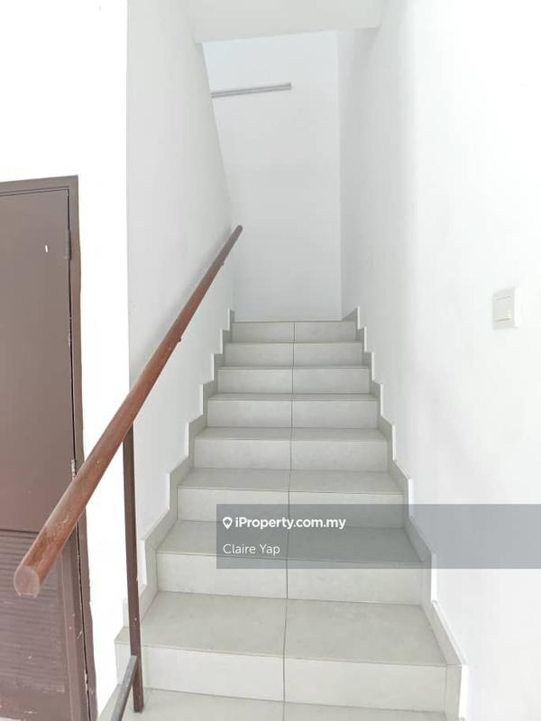Rumah Berangkai 2 Tingkat untuk Dijual di Taman Daiman Jaya, Kota Tinggi oleh Claire Yap - iProperty.com.my