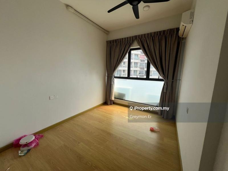 Condominium for Rent in Royal Strand @ Country Garden Danga Bay by Greymon Er - iProperty.com.my