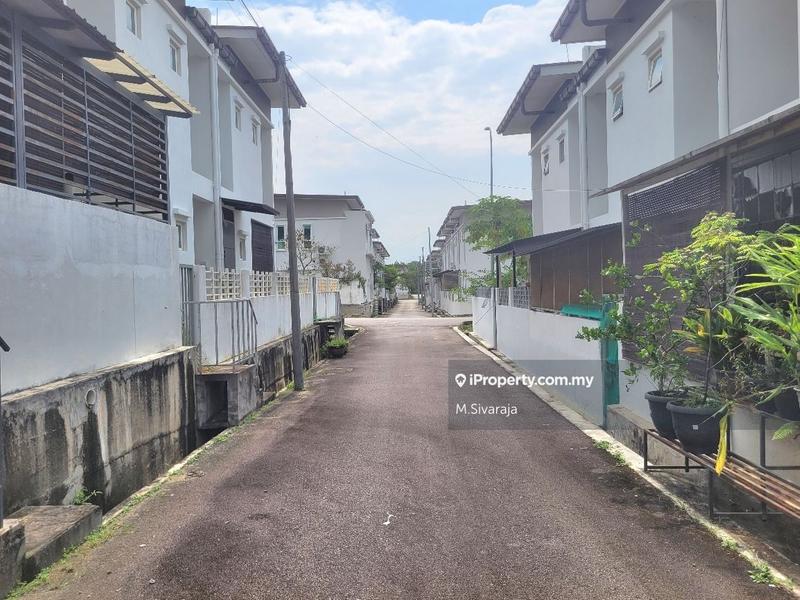 Rumah Teres 2-Tingkat untuk Dijual di Nilai Impian, Nilai oleh M.Sivaraja - iProperty.com.my