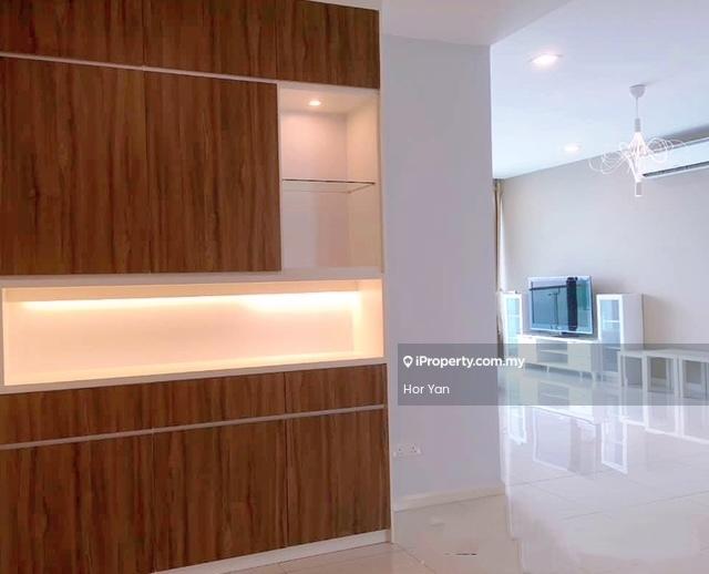Condominium for Rent in LaCosta @ Sunway South Quay by Hor Yan - Living Room - iProperty.com.my