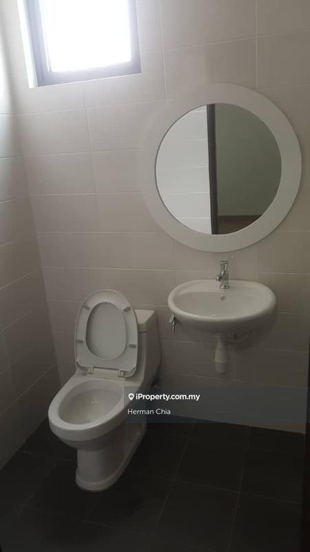 For Rent - Landmark Residence