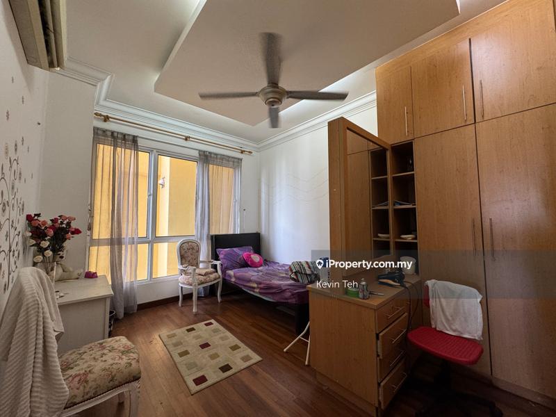 For Sale - La Grande Kiara