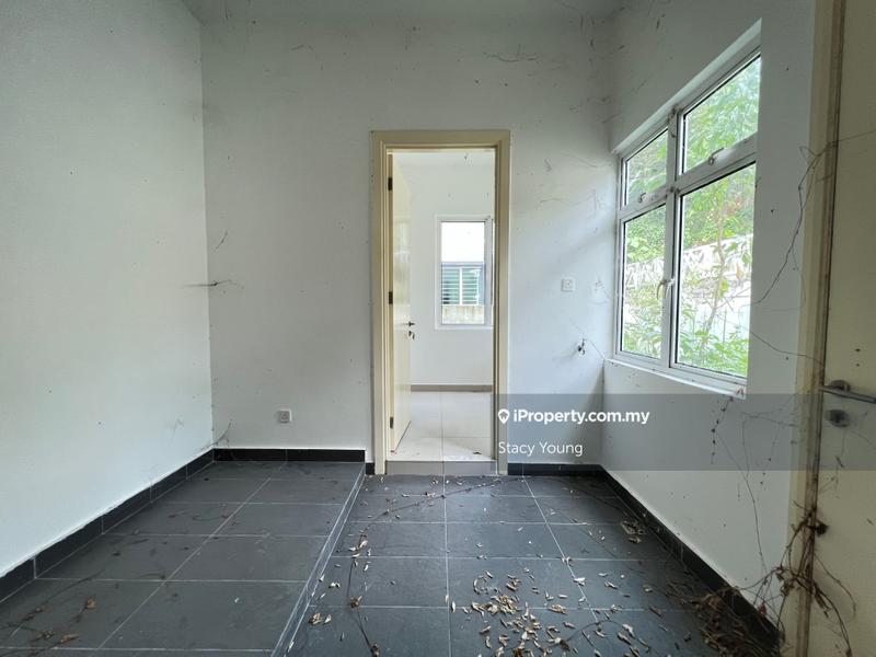 Rumah Berkembar untuk Dijual di Bandar Sungai Long, Cheras oleh Stacy Young - iProperty.com.my