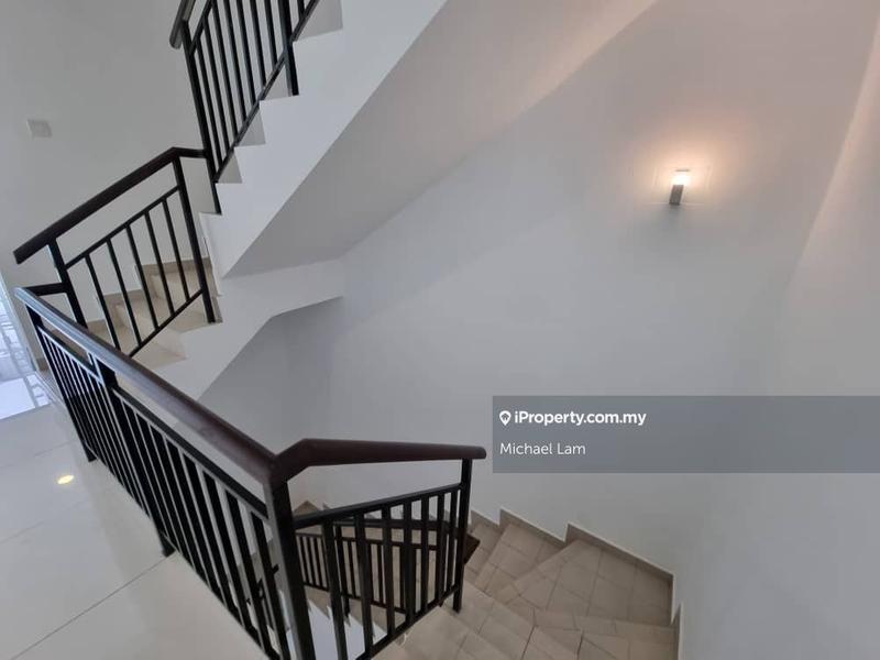 3-storey Terraced House for Sale in Kampung Sungai Kayu Ara, Petaling Jaya by Michael Lam - iProperty.com.my