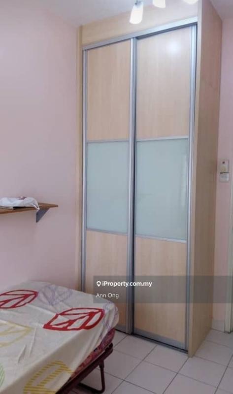 Condominium for Sale in La Vista Condominiums by Ann Ong - iProperty.com.my