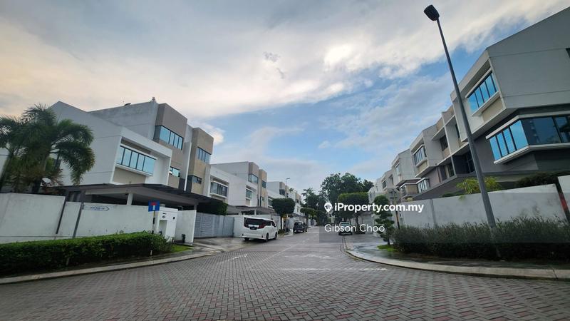 Bungalow House untuk Dijual di Sungai Long, Bandar Sungai Long oleh Gibson Choo - iProperty.com.my