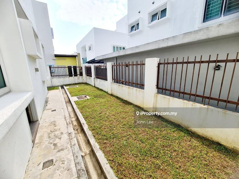 Semi-Detached House for Sale in TAMAN PUCHONG UTAMA, Puchong by John Lee - iProperty.com.my