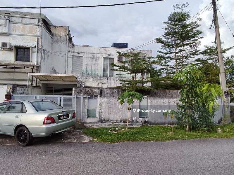 Semi-Detached House for Sale in Damansara Jaya, Petaling Jaya by Mr Andy - iProperty.com.my