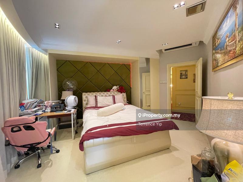 Service Residence for Sale in Regalia Residence by Terrence Yip - iProperty.com.my