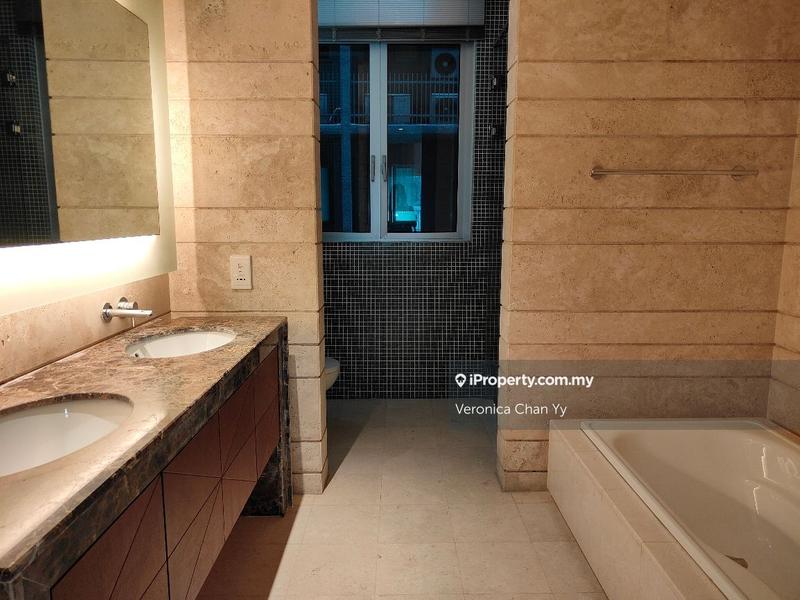 Condominium for Sale in Dua Residency by Veronica Chan Yy - Master bathroom  - iProperty.com.my