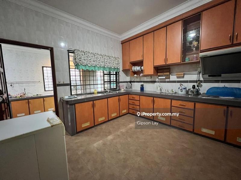 Semi-Detached House for Sale in Taman Delima, Kluang by Gipson Lay - iProperty.com.my