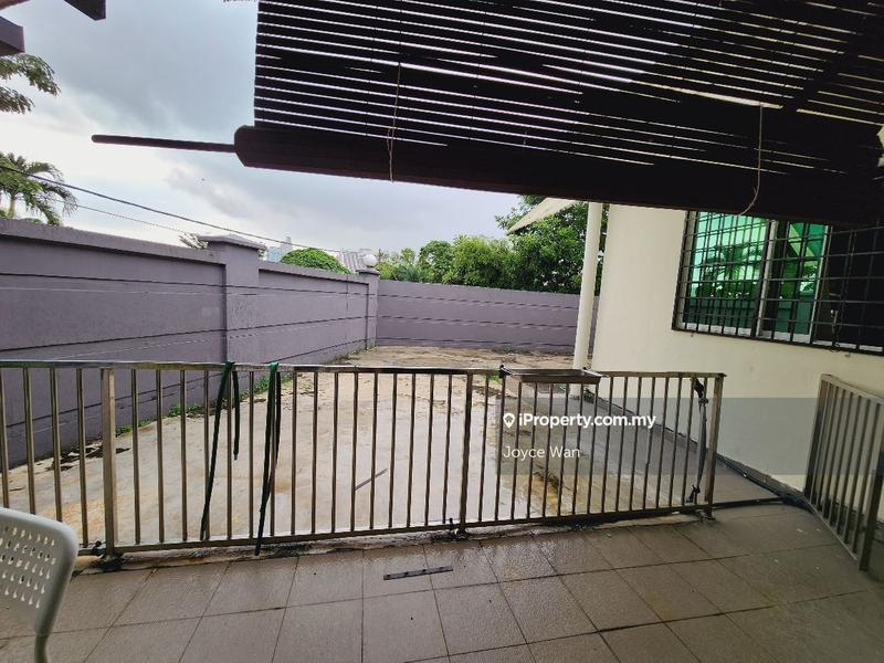 Bungalow House for Sale in Seksyen 5, Petaling Jaya by Joyce Wan - iProperty.com.my