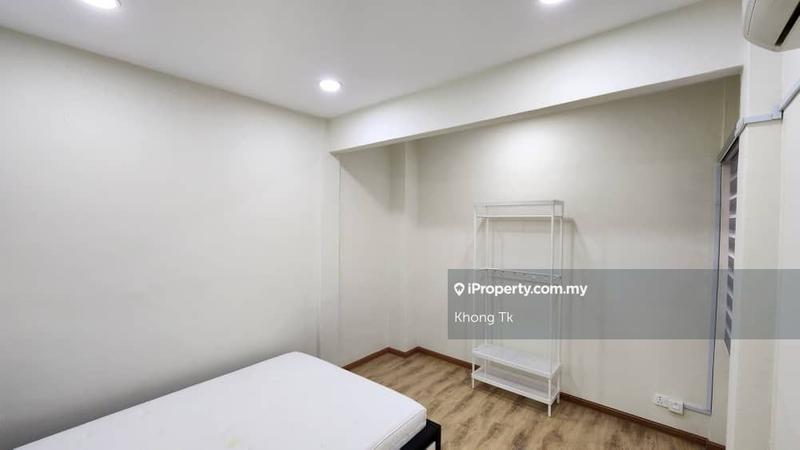 For Rent - Villa OUG