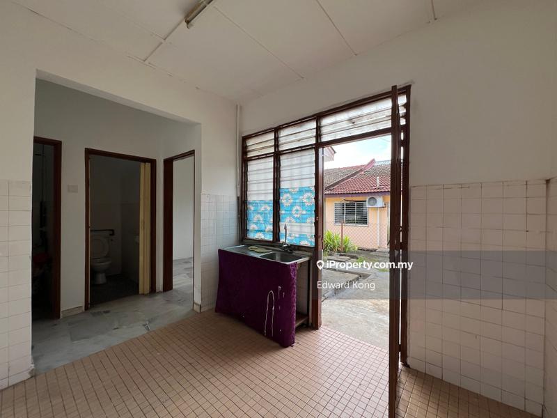 Rumah Berangkai 1 Tingkat untuk Dijual di Taman Teratai, Serendah oleh Edward Kong - iProperty.com.my