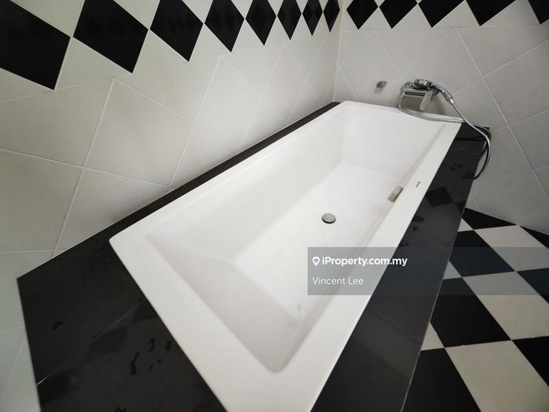 Rumah Berangkai 2 Tingkat untuk Dijual di Eco Majestic, Semenyih oleh Vincent Lee - iProperty.com.my