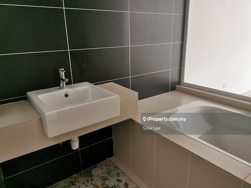 Rumah Berangkai 3 Tingkat untuk Dijual di Kota Damansara, Selangor oleh Siew Lee - iProperty.com.my