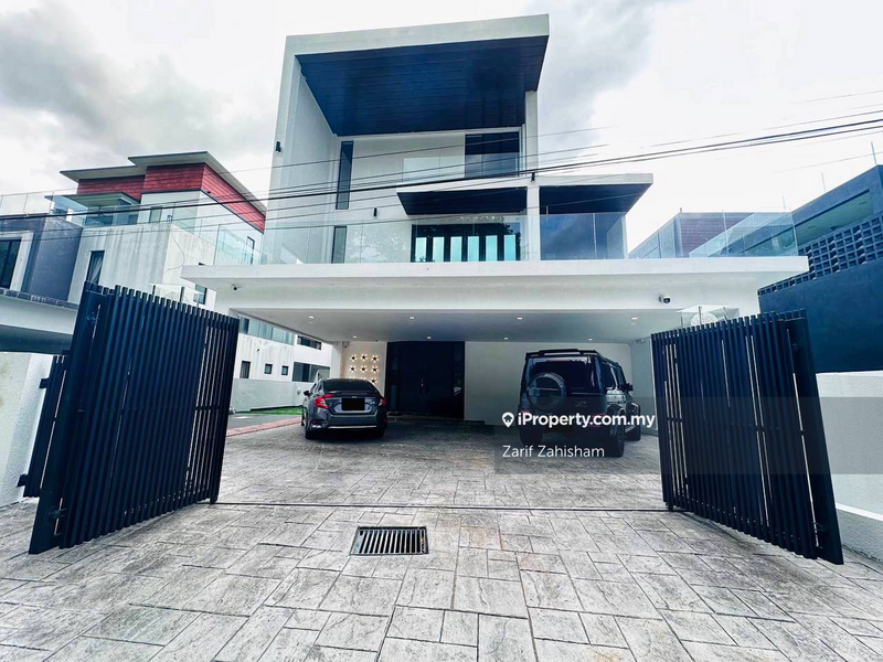 Bungalow House for Sale in Country Heights, Kajang by Zarif Zahisham - iProperty.com.my