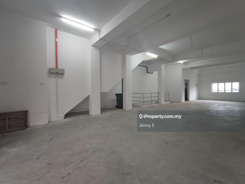 Shop for Sale in Taman Bukit Serdang, Seri Kembangan, Seri Kembangan by Jenny E - iProperty.com.my