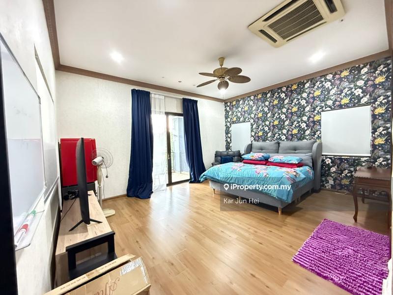 Bungalow House for Sale in Country Heights, Kajang by Kar Jun Hei - iProperty.com.my