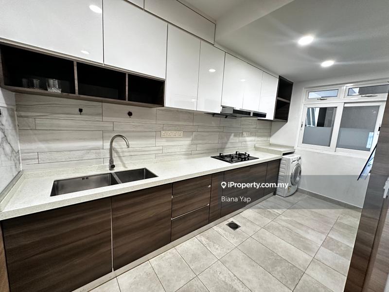 For Rent - Uptown Residences