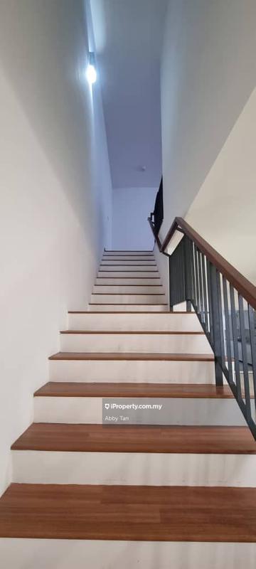 Rumah Berangkai 2 Tingkat untuk Dijual di Bandar Sri Sendayan, Negeri Sembilan oleh Abby Tan - iProperty.com.my