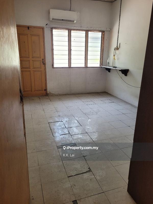 Rumah Berangkai 2 Tingkat untuk Dijual di Taman Salak Selatan, Salak South oleh K.K. Lai - iProperty.com.my