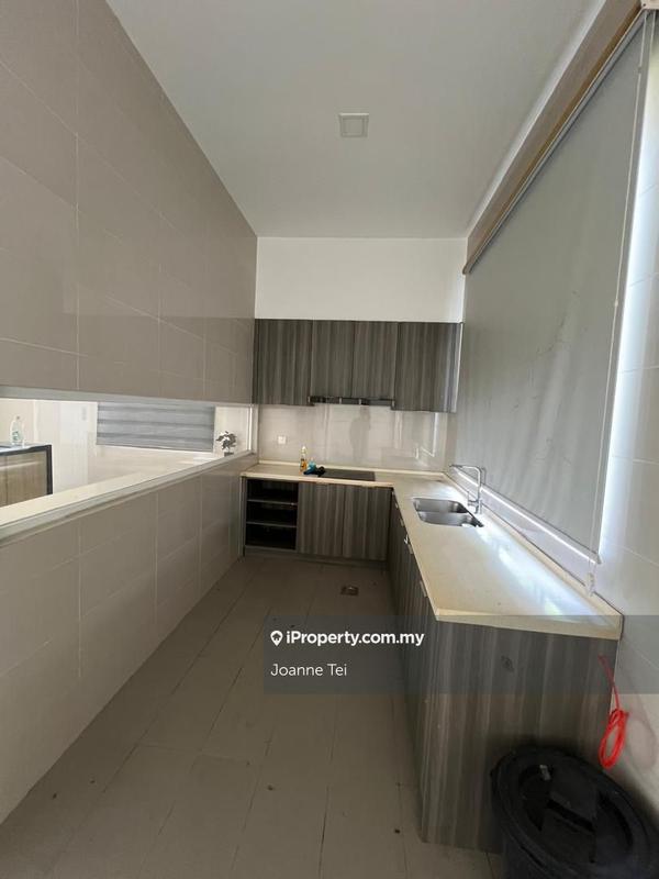 Bungalow House for Sale in Lakefront Villa, Cyberjaya by Joanne Tei - iProperty.com.my