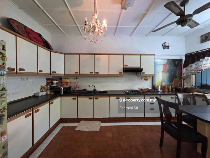 Bungalow House for Sale in Seksyen 5, Petaling Jaya by Shamini ML - iProperty.com.my