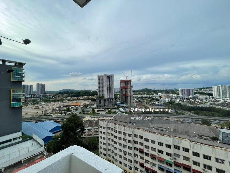 Pangsapuri untuk Dijual di Vista Pinggiran Apartment oleh Arnica Low - iProperty.com.my
