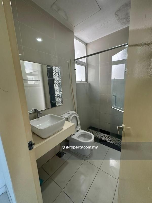 For Sale - Skypod Residence