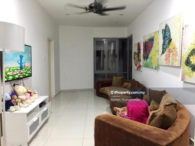 Rumah Berkembar untuk Dijual di Seksyen 13, Shah Alam oleh Azmin Muhammad - iProperty.com.my