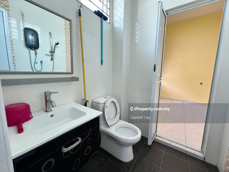 Rumah Teres 2-Tingkat untuk Dijual di Taman Sutera Indah, Kluang oleh Gipson Lay - iProperty.com.my